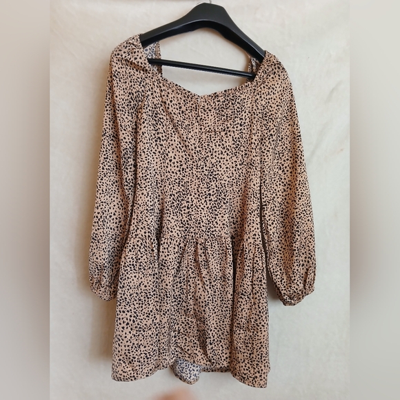 LUSH Polka Dot Print Beige Long Sleeved Mini Dress Sz Small - Picture 8 of 11